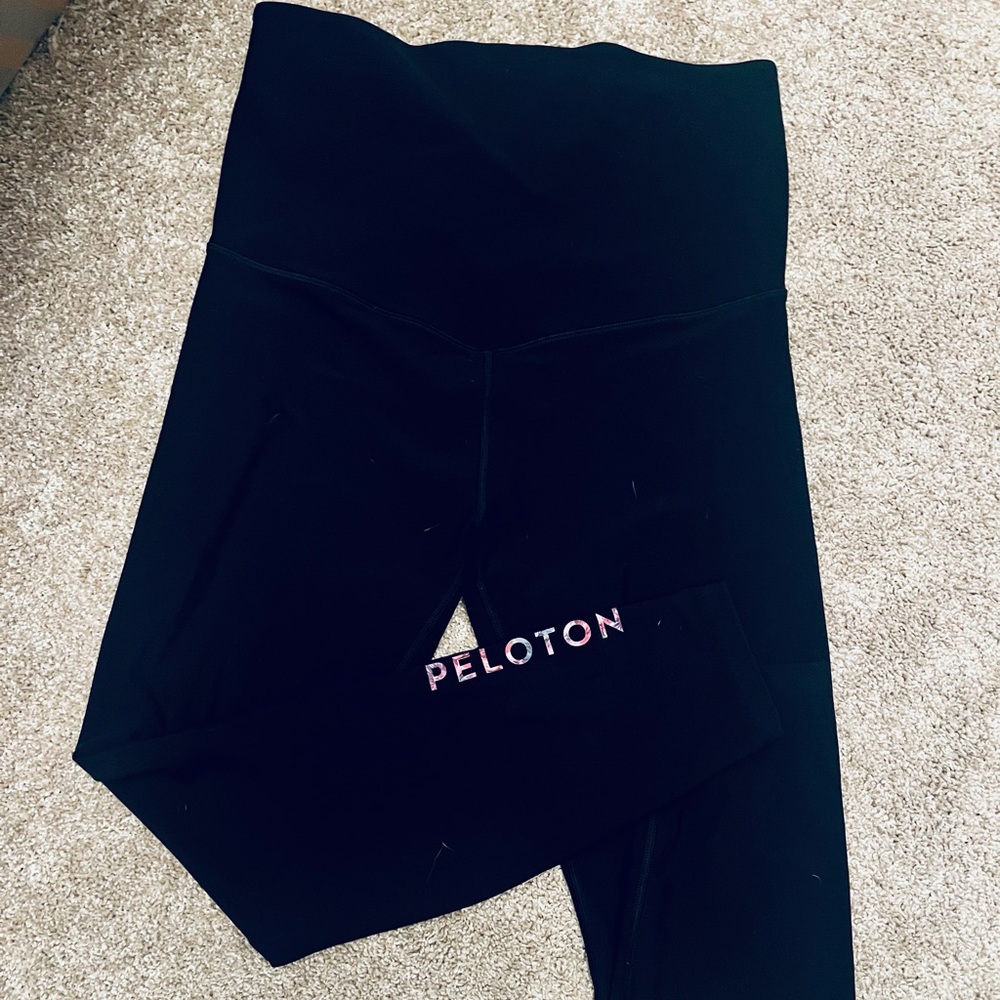Peloton maternity leggings